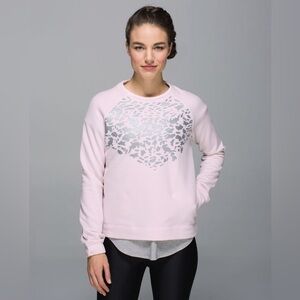 Lululemon Snapshot Crew Cheetah Sweatshirt Size 6